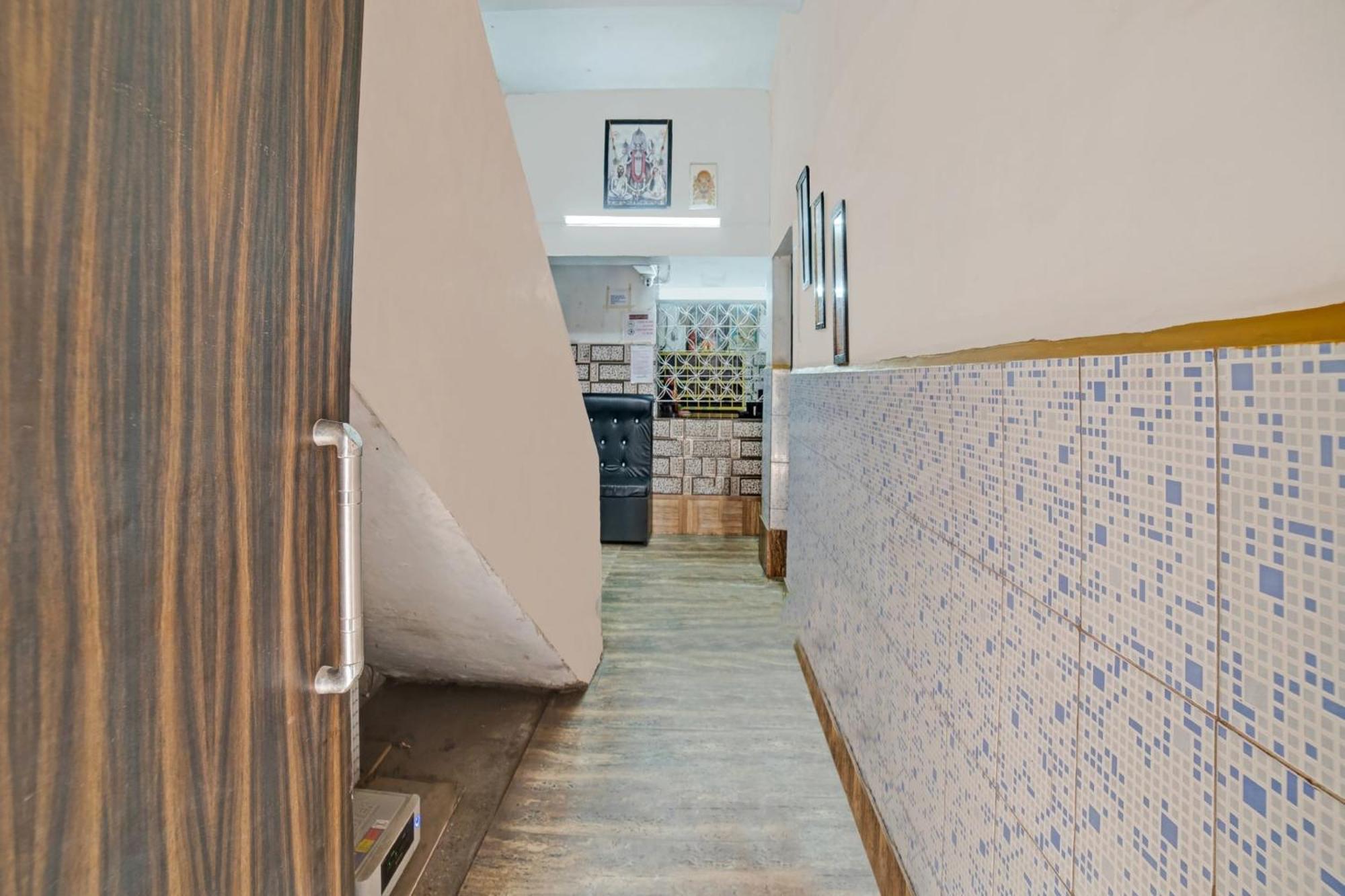 Hotel O Prakash Inn Jamshedpur Bagian luar foto